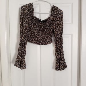 Wild Fable long sleeve Flower crop top